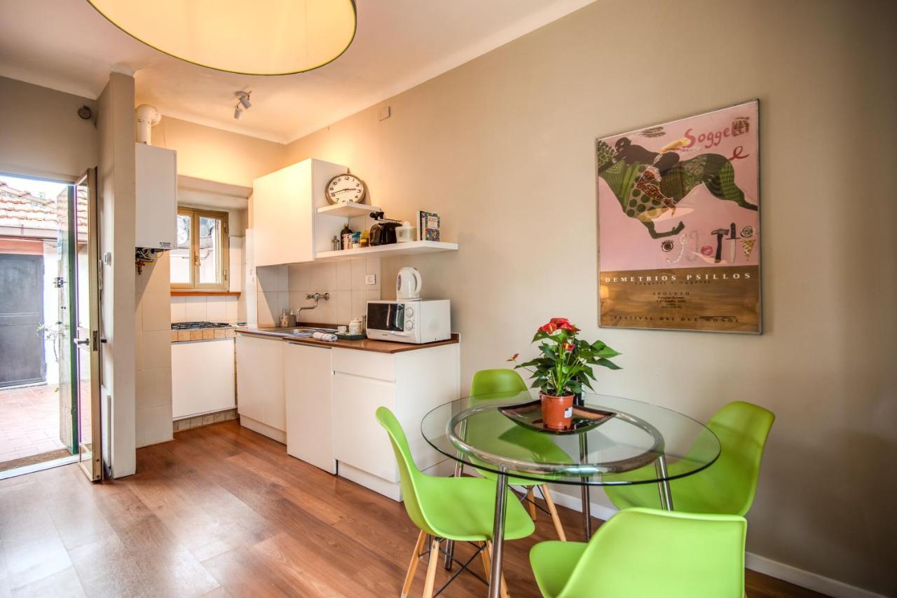 Rr Apartments San Giovanni Rome Luaran gambar