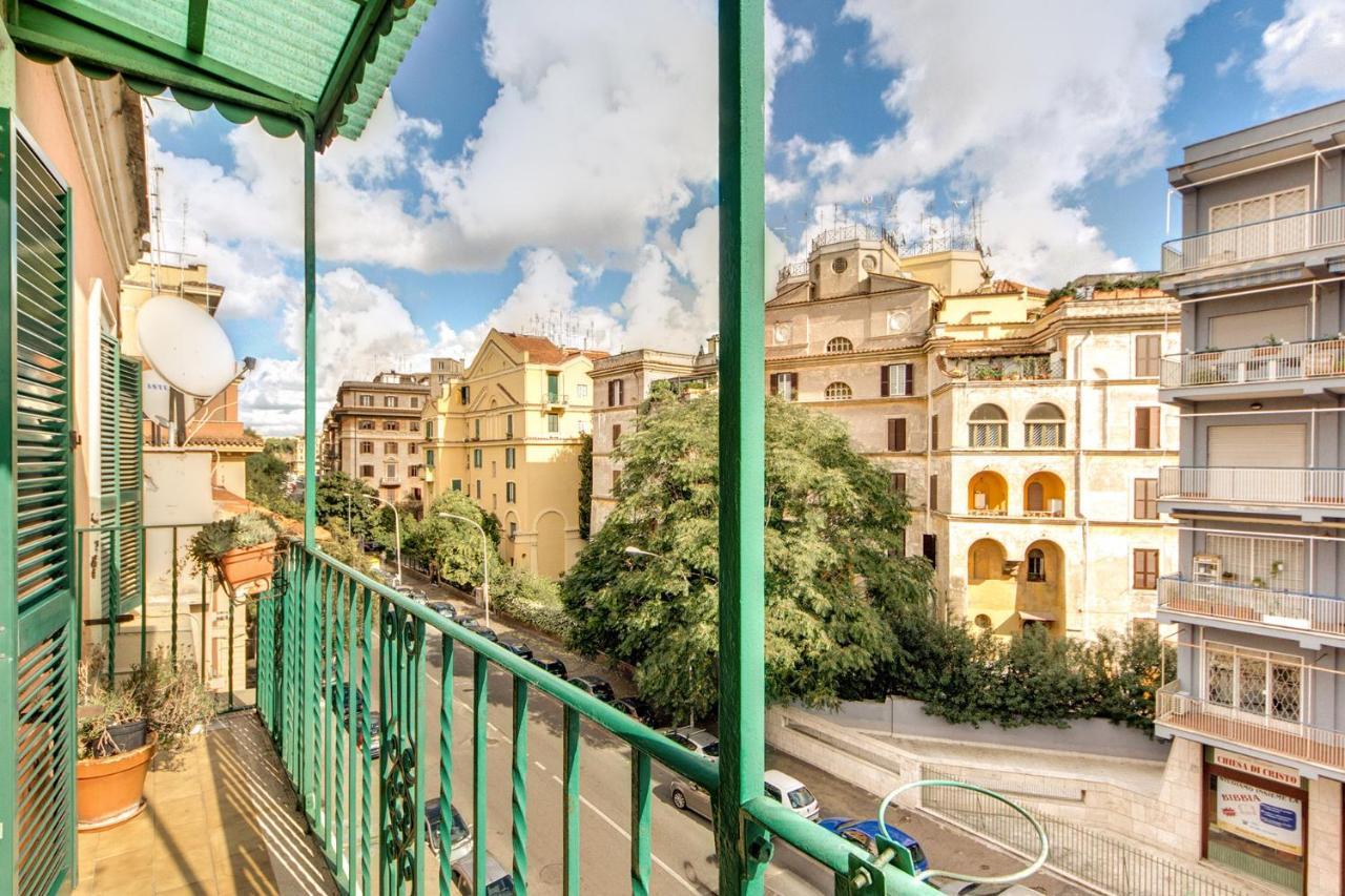 Rr Apartments San Giovanni Rome Luaran gambar